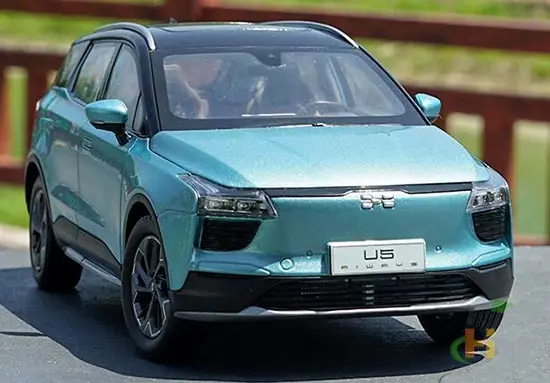 1:18 Оригинал 2019 Aiways U5 SUV литая модель автомобиля с небольшим подарком|Наземный