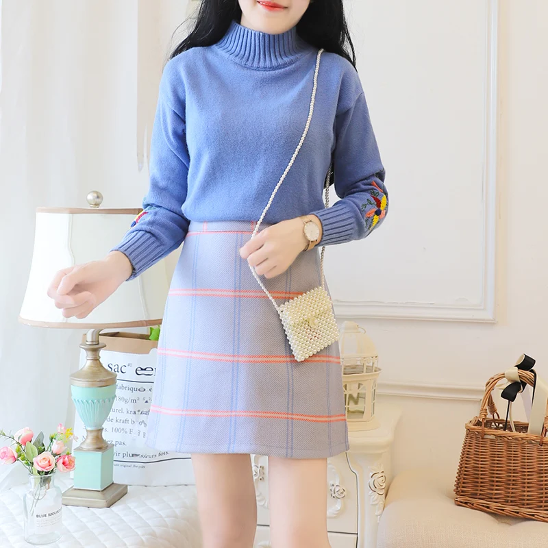 

2019 Autumn Women Suits Embroidered Sweater Bust Skirt Of Tall Waist Woolen Cloth Grid Two-Piece Women Clothing Set Outfit