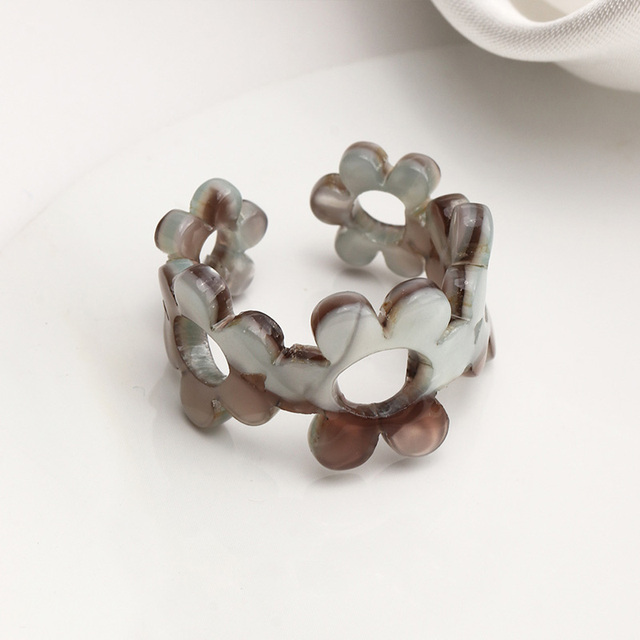 Adjustable Acetic Acid Flower Rings for Women Lady Personality Leopard Acrylic Opening Ring Finger Jewelry Gift