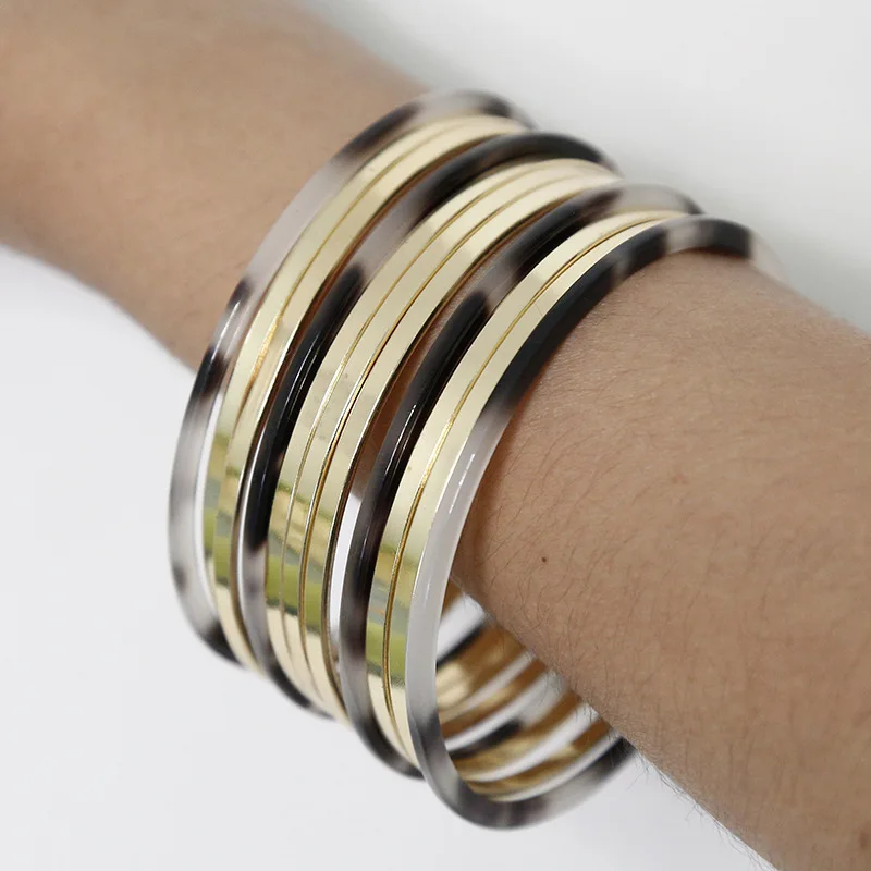 

Bohemian Acetate Board Acrylic Round Bangles Women Resin Leopard Multilayer Charm Bracelets Lady Jewelry Metal Hand Decoration