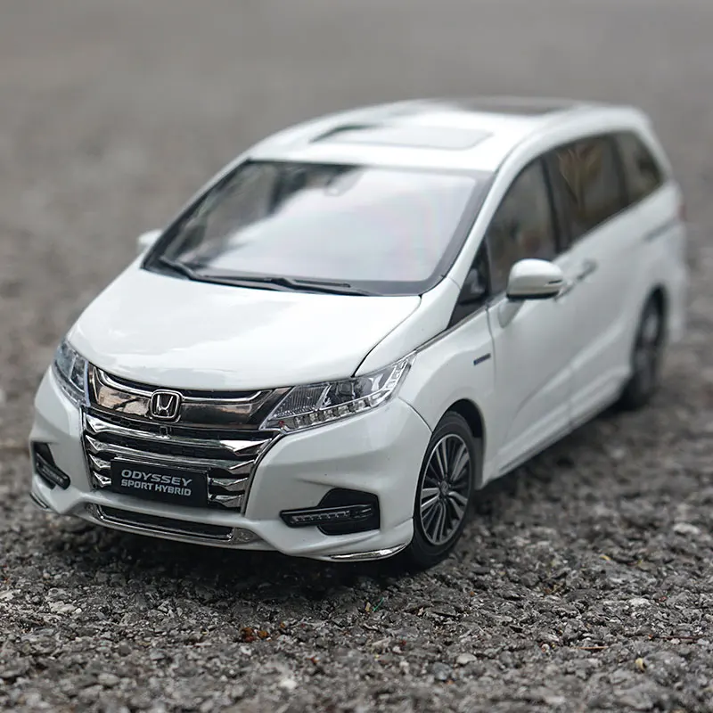 ダイキャスト1/18スケールホンダオデッセイハイブリッド版2019 