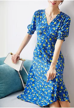 

Women Dress 2020 Spring and Summer Dress Blue Floral Dress Women's V-neck Short Sleeve Dress