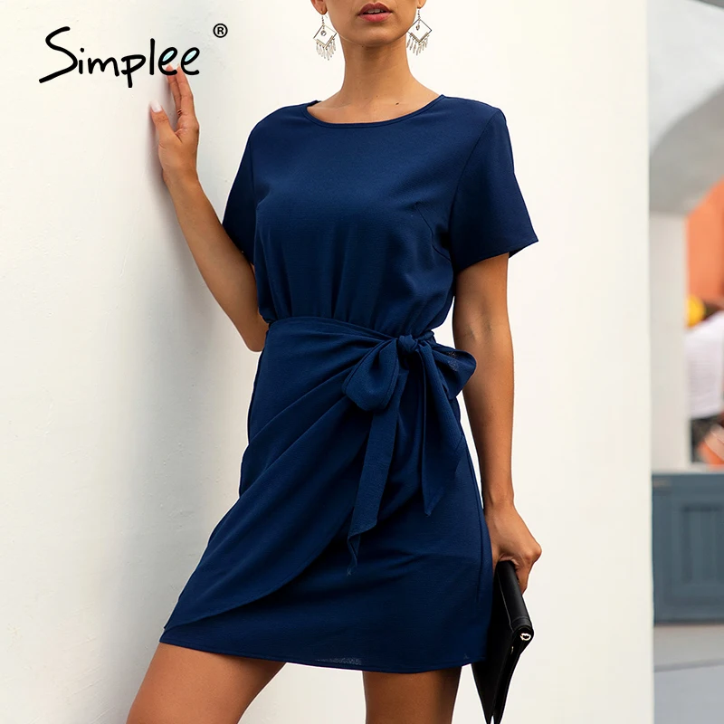 Женское офисное платье Simplee элегантное однотонное с круглым вырезом и коротким