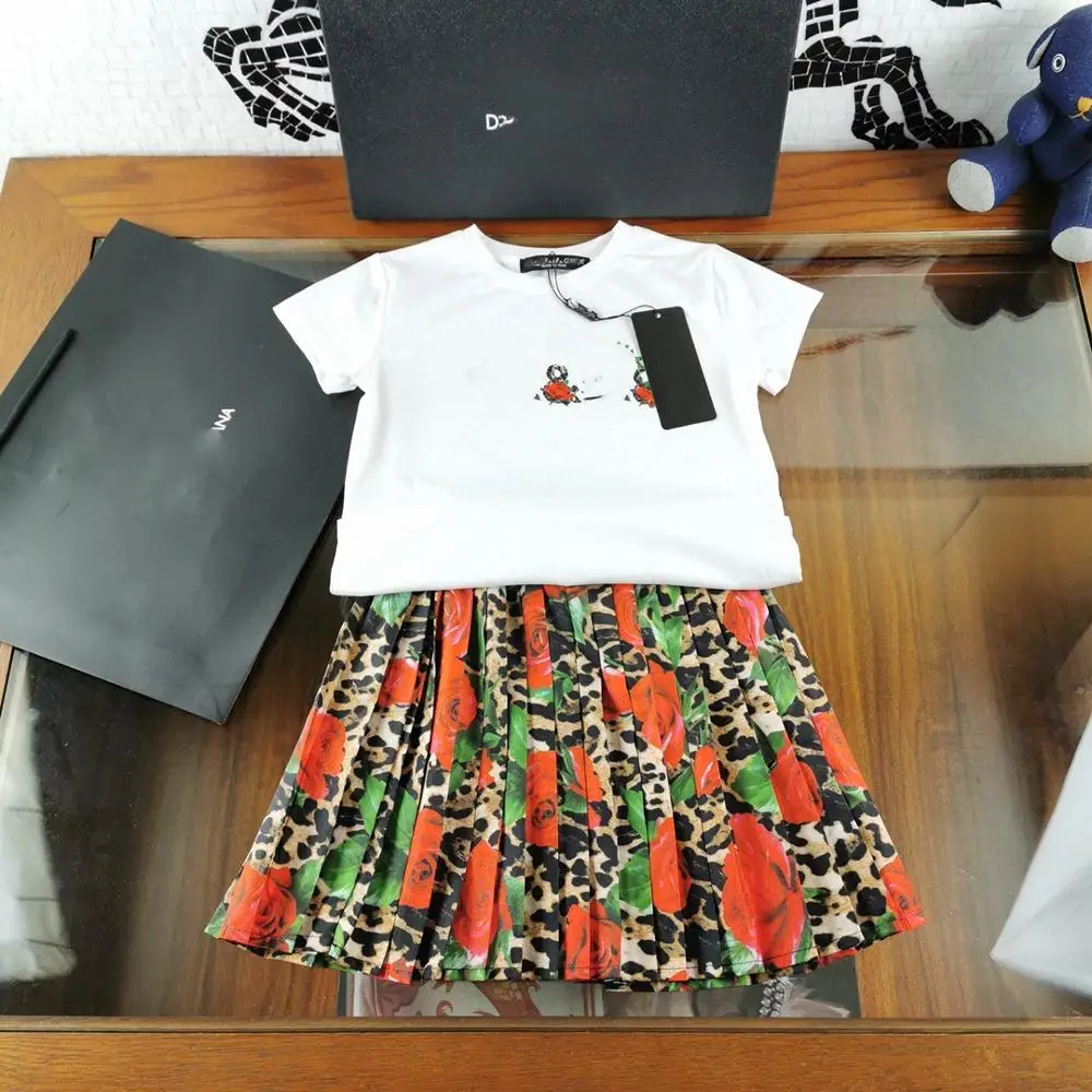 

Floral Dress For Girls 2020 Summer Baby Girl Clothes T-shirt+Pleated Skirt +Casual 2PCS Brand New Girls' Clothing Sets