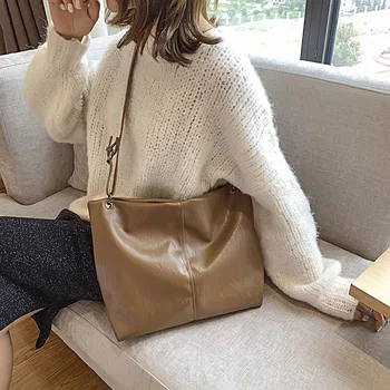 

Net red shoulder bag female 2020 new Korean version of the wild large-capacity soft face messenger bag fashion tote bag