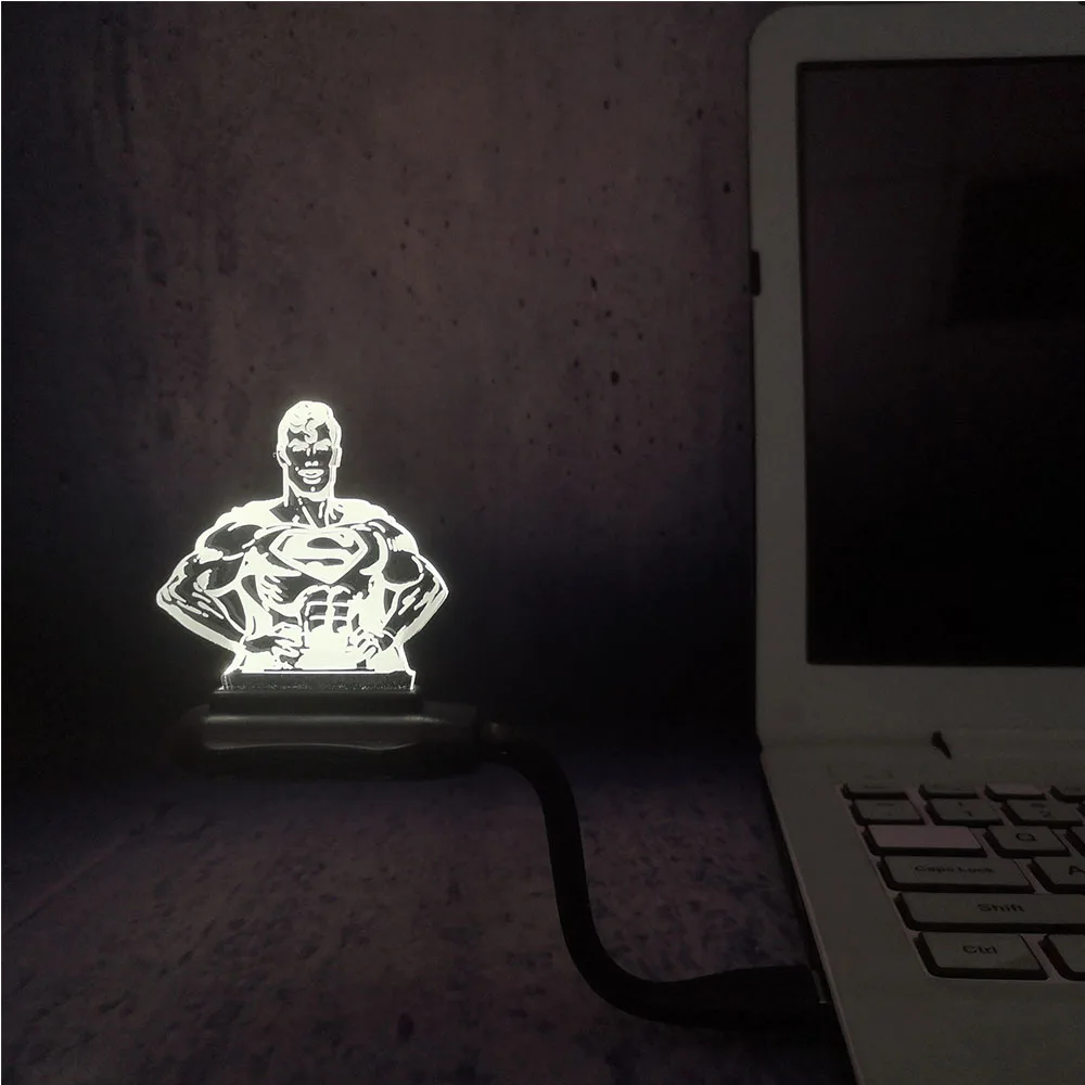 computer di spiderman - 7 Marvel Peran MINI Lampu Malam Spiderman Superman Ironman USB Kecil Pencahayaan