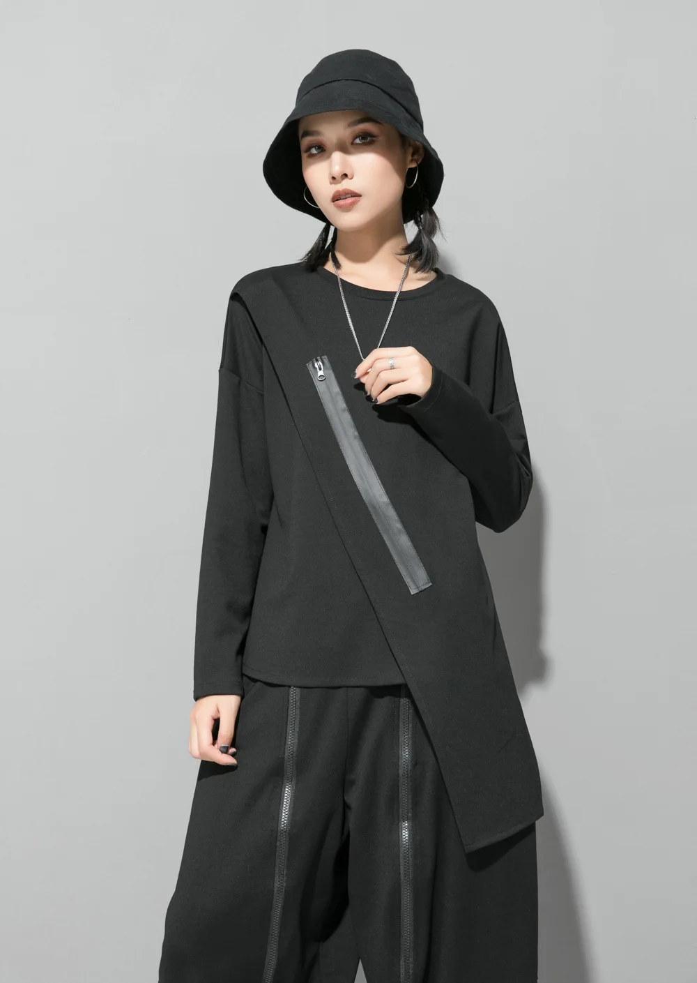 Autumn Women T-shirt Girl Casual Zipper Asymmetrical long sleeve t-shirt O-neck Blusas Women Tops Fashion Coat Clothes