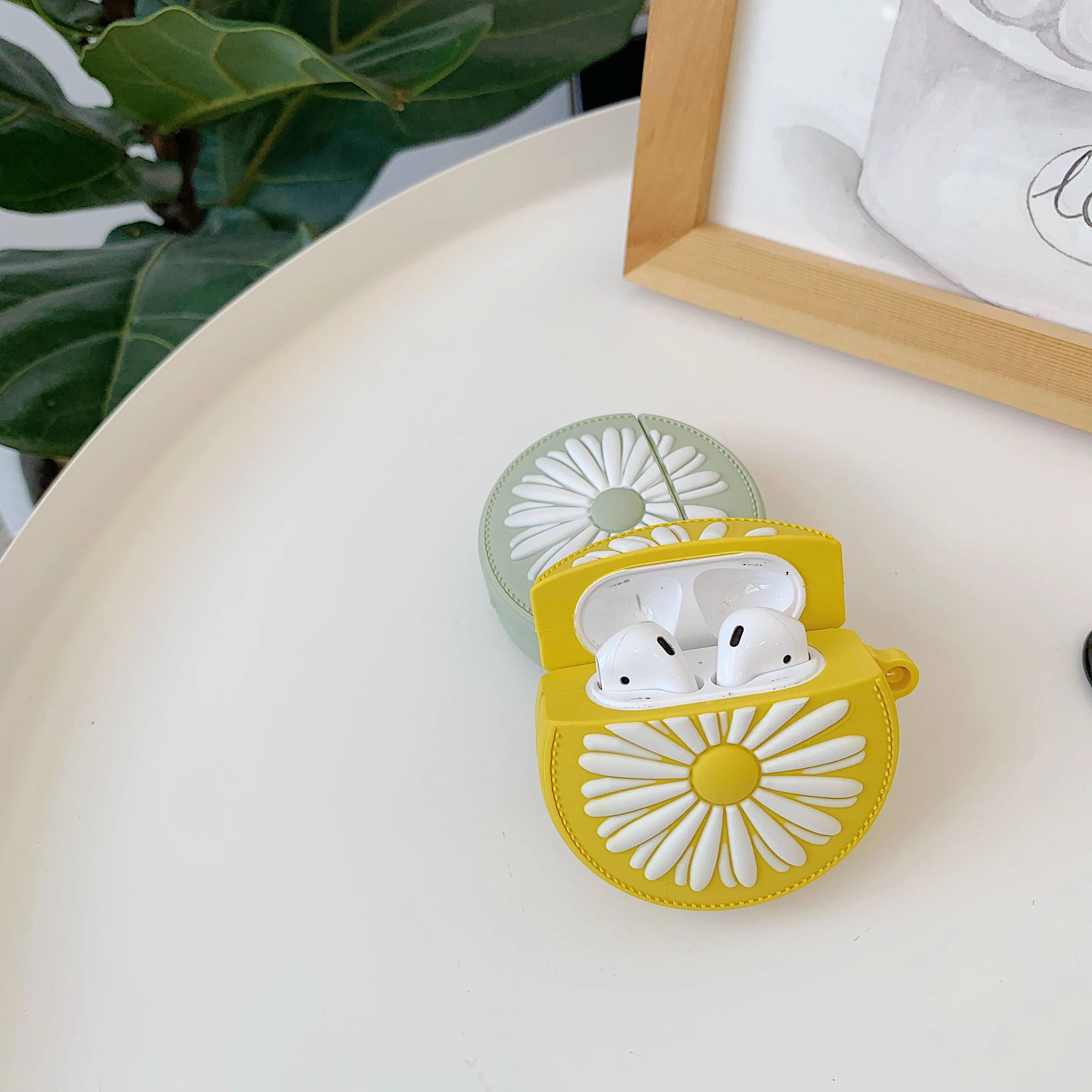 

case For AirPods Case chrysanthemum Pattern Protective Case Wireless charging box For Airpods 2 earphone Protective cover