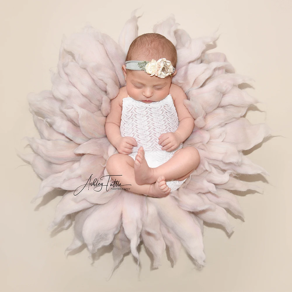 Don&Judy 100% Handcraft Pure Wool Fox-Brush Style Newborn Baby Photography Blanket Diameter 65cm Basket Layer Photo Shoot Prop