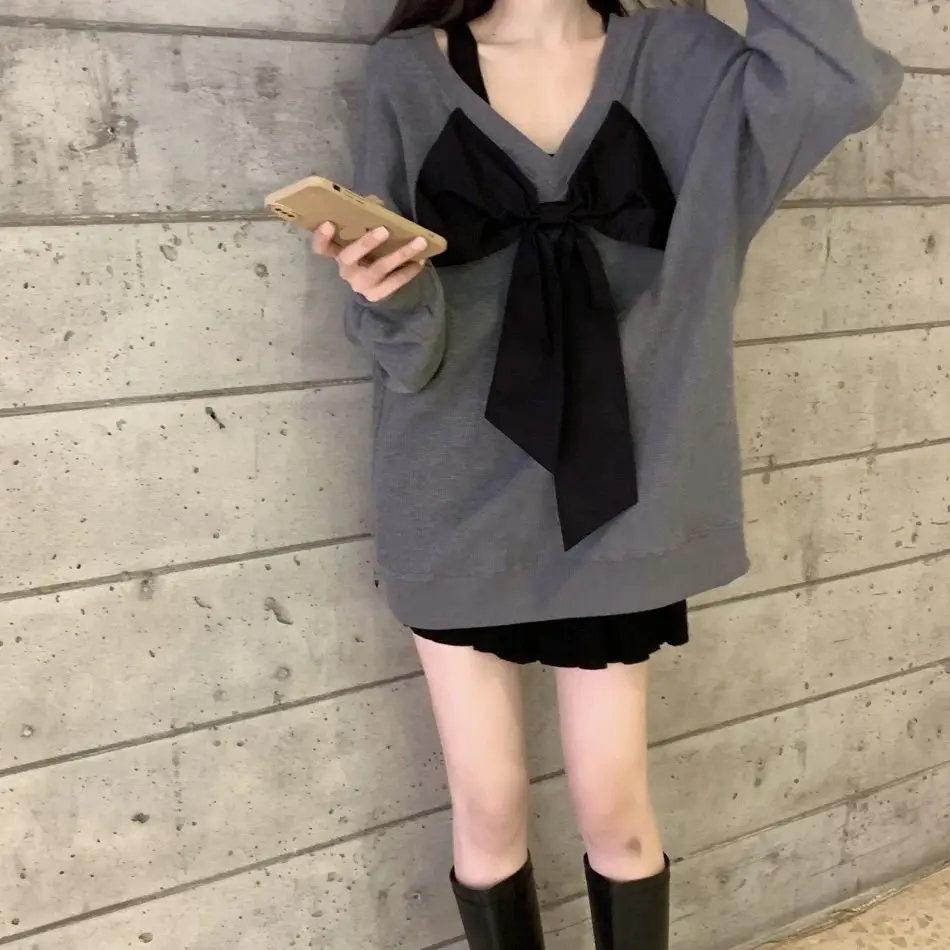 2022 Fashion Autumn Winter Sweet Style Bowknot V-neck Korean Hoodie Long Sleeve Solid Color Loose Preppy Style Hoodie For Girl