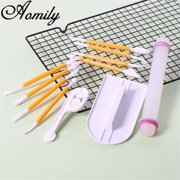 

11Pcs/Set Icing Fondant Cake Tool Cake Decorating Tools Set Scraper Smoother Rolling Pin Carving Knife Engraving Embossing Mould