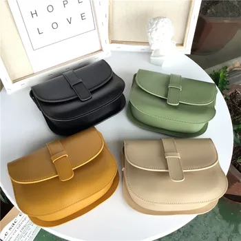 

Summer New Fashion Solid Color Shoulder Semicircle Saddle Bag Handbag Leisure Messenger Bag