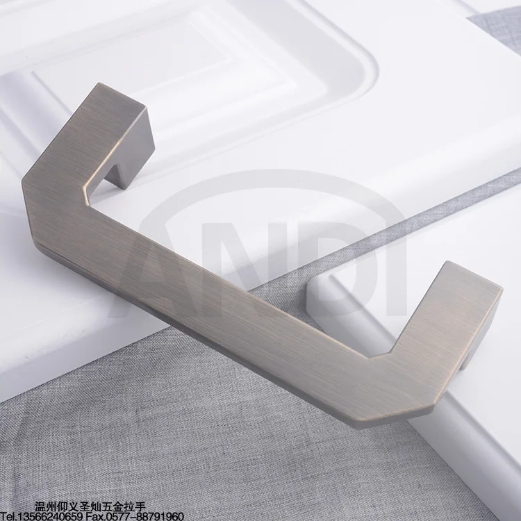 

Creative Paperback Large Light Hook Modern Minimalist Cabinet Large Drawer Handle Simple European Large Cabinet Door Handle