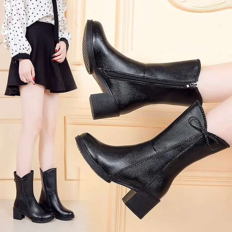 

2019 new autumn and winter round head side zipper thick with middle boots children's fashion plus velvet high heel women's boots