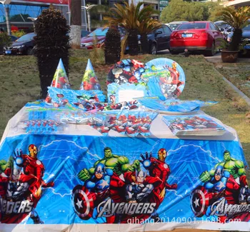 

132pcs/bag Flags Tablecloth Straws Cups Plates Fork Superhero Boys Party Supplies Kid Birthday Party Supplies Decoration Favors