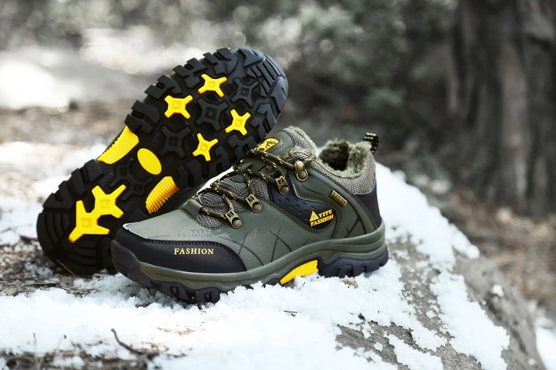 New Genuine Product-plus Wool Outdoor Low Top Hiking Shoes Fashion MEN'S Casual Shoes Wear-Resistant Warm Travel 8527