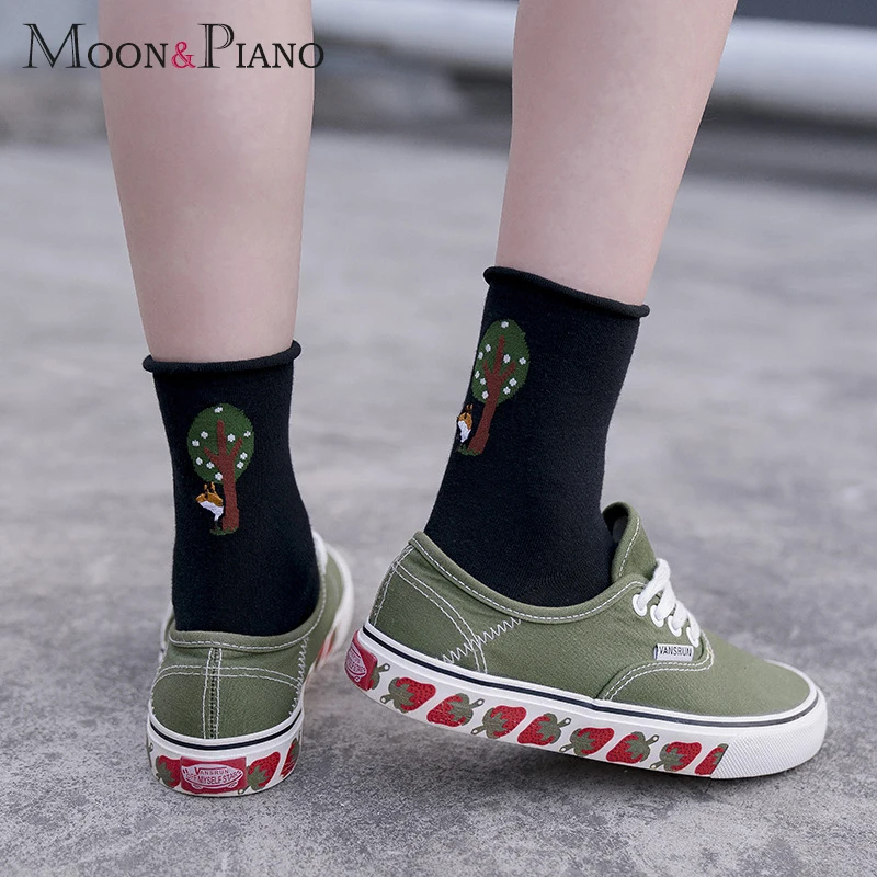 Сезон осень-зима; женские забавные носки; Новинка; носки без пятки с вышивкой белки из мультфильма; Модные женские носки в европейском и американском стиле