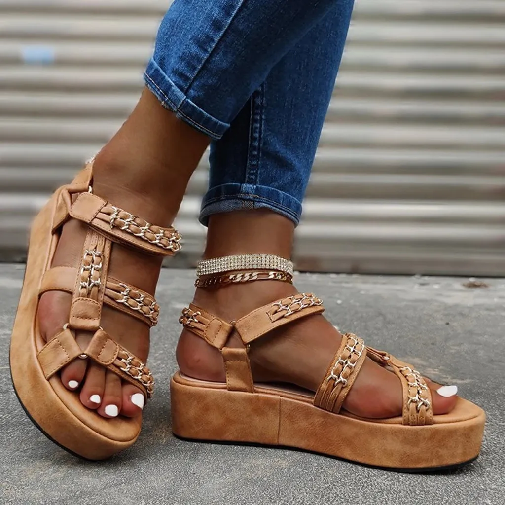 Femaroly Leather Sandals Female Summer Low Heel Flat Fashion Student Clip Toe Roman 