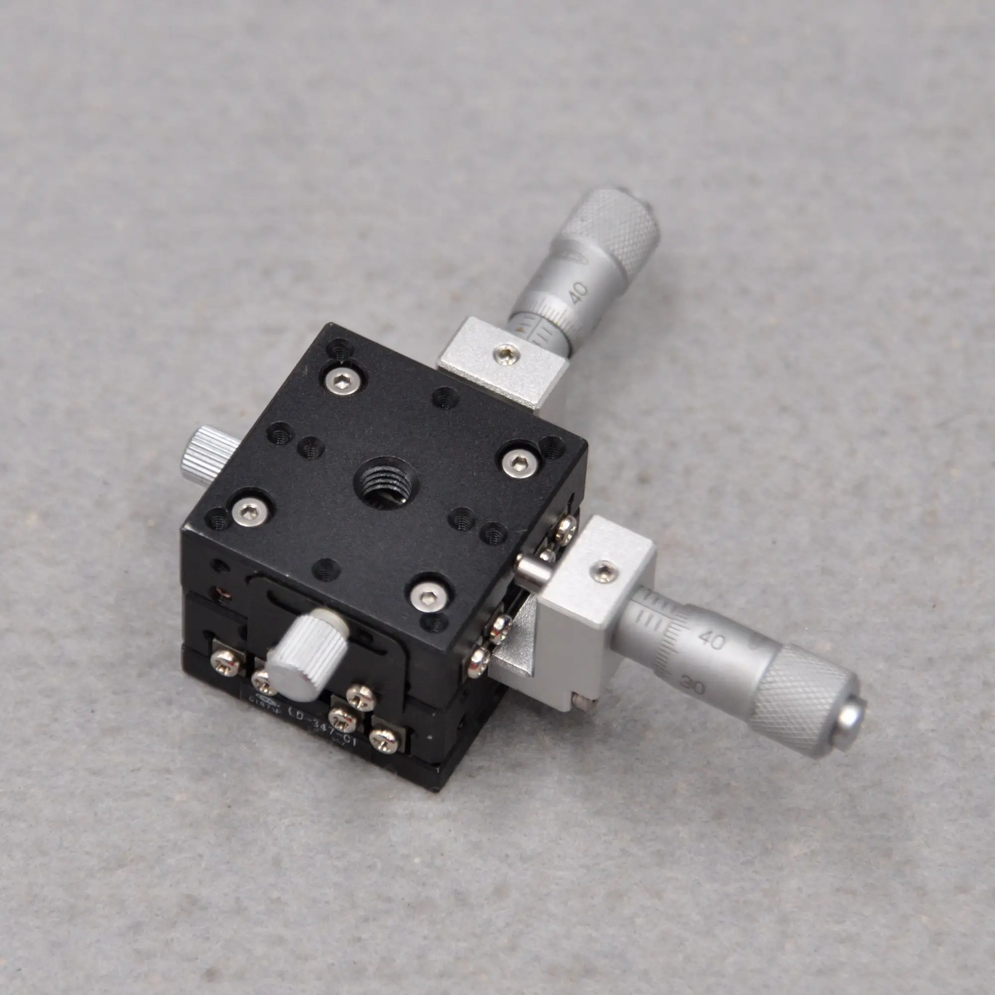 CHUO LD 347 C1 оптическая ось XY Точность смещения тонкой настройки скользящий стол 30*30
