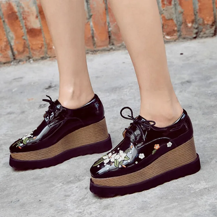 

Platform Shoes Women's Genuine Leather Square Head 2018 Autumn New Style Thick Bottomed Slanted Heel Shoes Patent Leather Casual