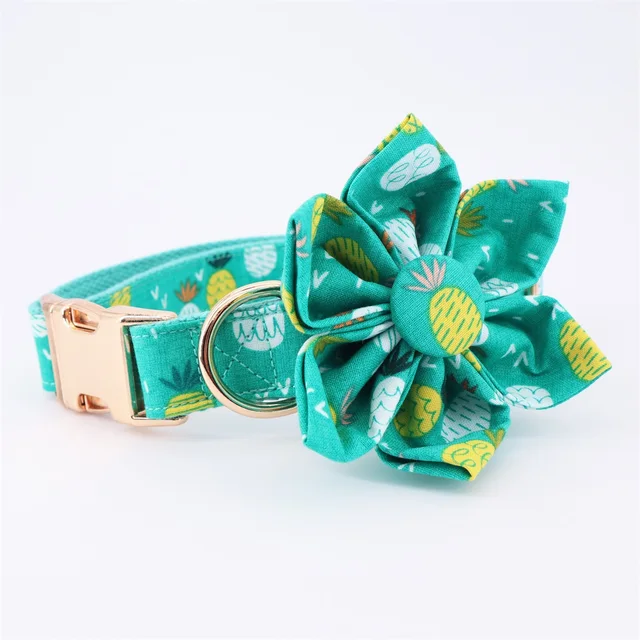 collar-with-flower