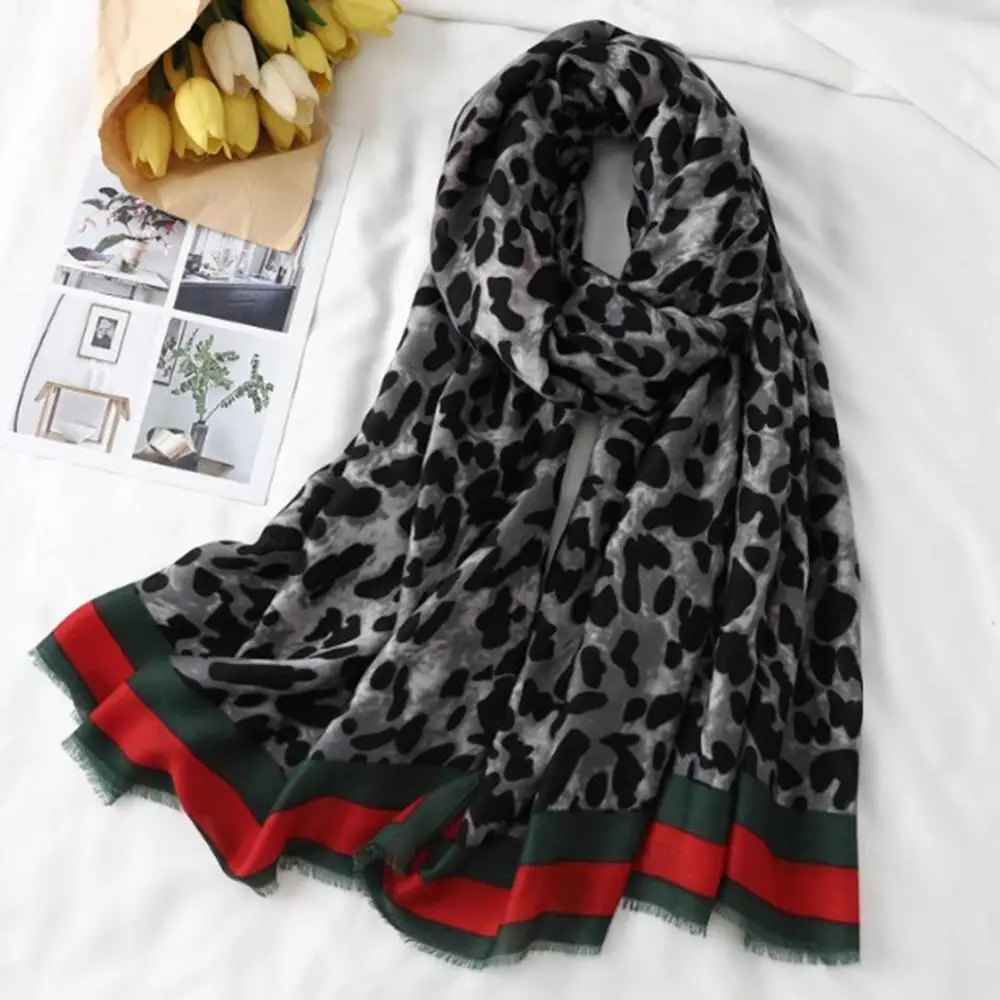 Хлопковый и льняной шарф женский леопардовый принт Солнцезащитная шаль Теплый животный принт шарф для поездок 180*90 см опт и розница - Цвет: E  Black Red