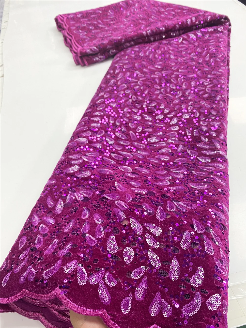 

Nigerian Lace Fabrics 2020 High Quality Velvet Lace Wholesale African Sequence Lace Fabric For Wedding Bridal Sewing YA3302B-1