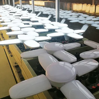 

60W Garage Light 4 + 1 Klingen LED Garage Licht Verformbar Deckenleuchte