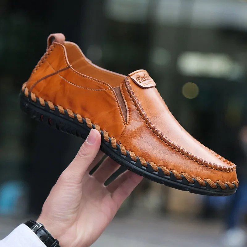 

Driving men's shoes men's daily casual shoes leather sets of feet low to help soft dough round head comfortable men's shoes