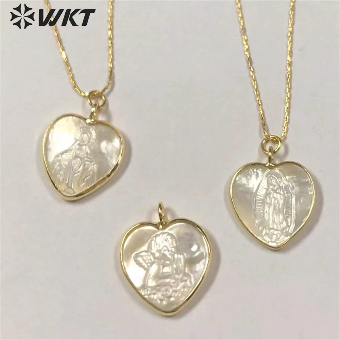 

WT-JN162 Purchase Exquisite religious heart-shaped carved Virgin Mary gold shell Pendant Christian necklace lady jewelry