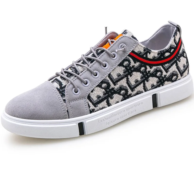 Brand Leather Men Skateboarding Shoes Superstar Sneakers Male Flats Shoes Rubber Outdoor Mens Walking Shoes Sport Zapatillas Man