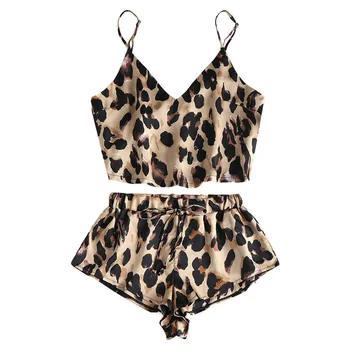 

Sexy Leopard Satin Sling Pajama Set Women Cropped Tube Tops Tank Shorts Sleepwear homewear Women Temptation pyjama femme