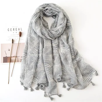 

Women's Seaside Beach Blanket Scarf Cotton Leaves Printed Shawl Headscarf Autumn And Winter Fashion Women's Cotton Tassels Scarf