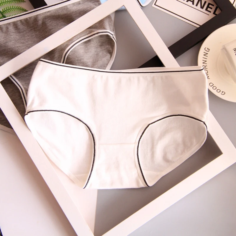 

Women's Solid Color Underwear Panties Cotton Underpants Mid Waist Seamless Female Briefs Little Fresh Girl's Underwear Briefs