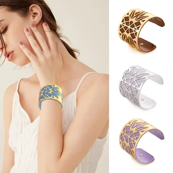 

SKYRIM Fashion New Cuff Bracelets Bangles for Women Indian Jewelry Hollow PU Leather Manchette Georgettes Bracelet Femme Gift