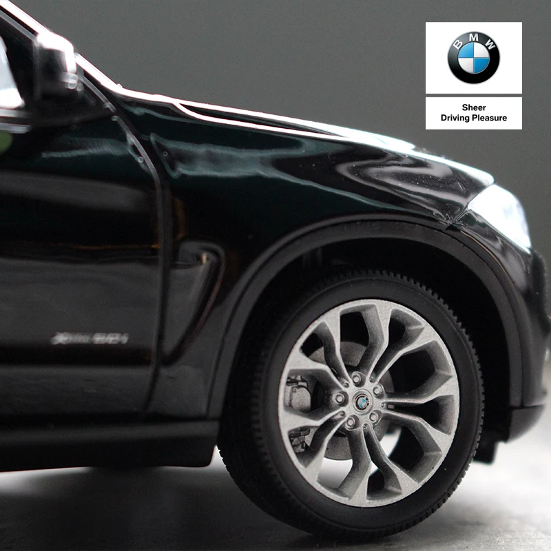 WELLY 1:24 внедорожник BMW X5 спортивный автомобиль имитация из сплава Модель