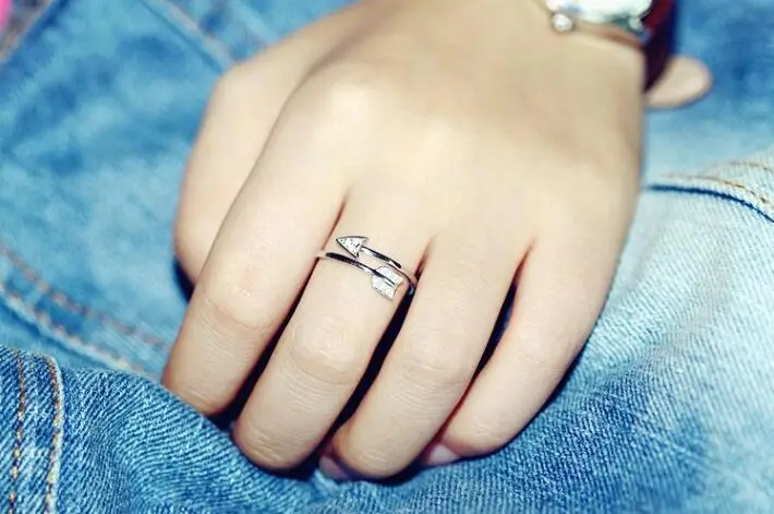 HTB1yXnInYsTMeJjSszgq6ycpFXaK