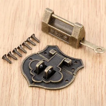 

2Pcs Vintage Antique Iron Jewelry Wooden Box Padlock Chinese Old Brass Padlock for Suitcase Drawer Cabinet Key