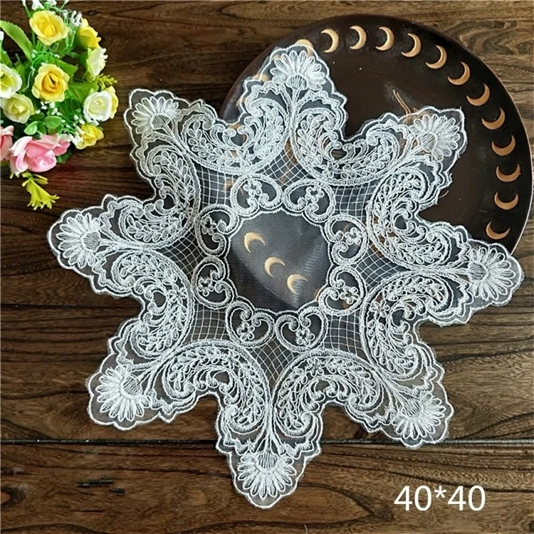 

European Pastoral Octagonal Lace Delicate Embroidery Quality Placemat Coaster Round Table Mats Jewelry Fruit Dust Cover Cloth
