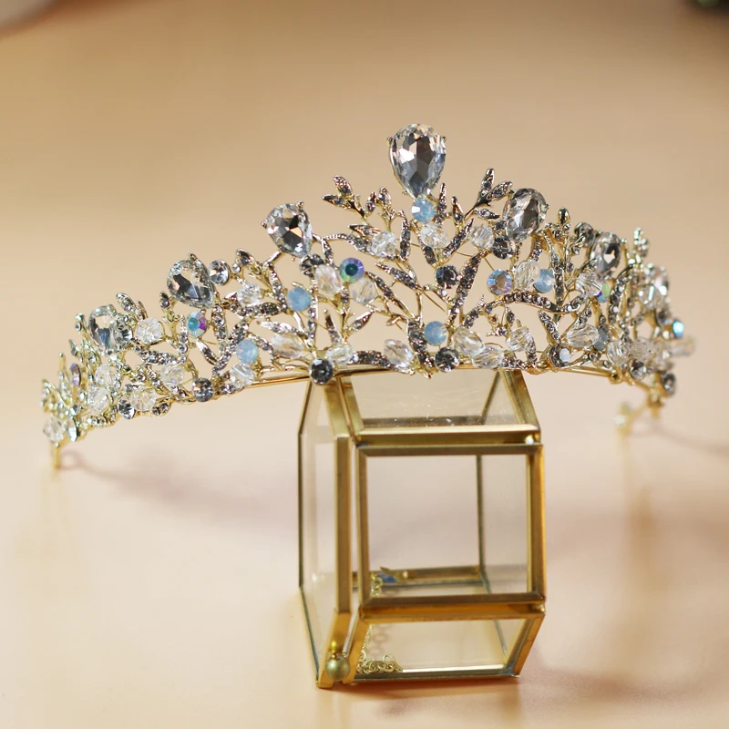 Золотая корона цвета шампанского Amanda Novias роскошная атмосфера свадебная тиара