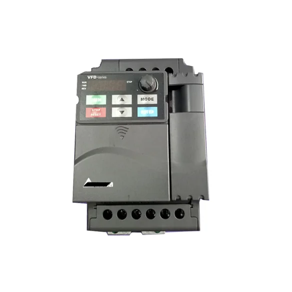 Новый VFD-E без EMI инвертор двигатель переменного тока привод 3 фазы 380V 3.7Kw 5HP 8.2A 600 Гц