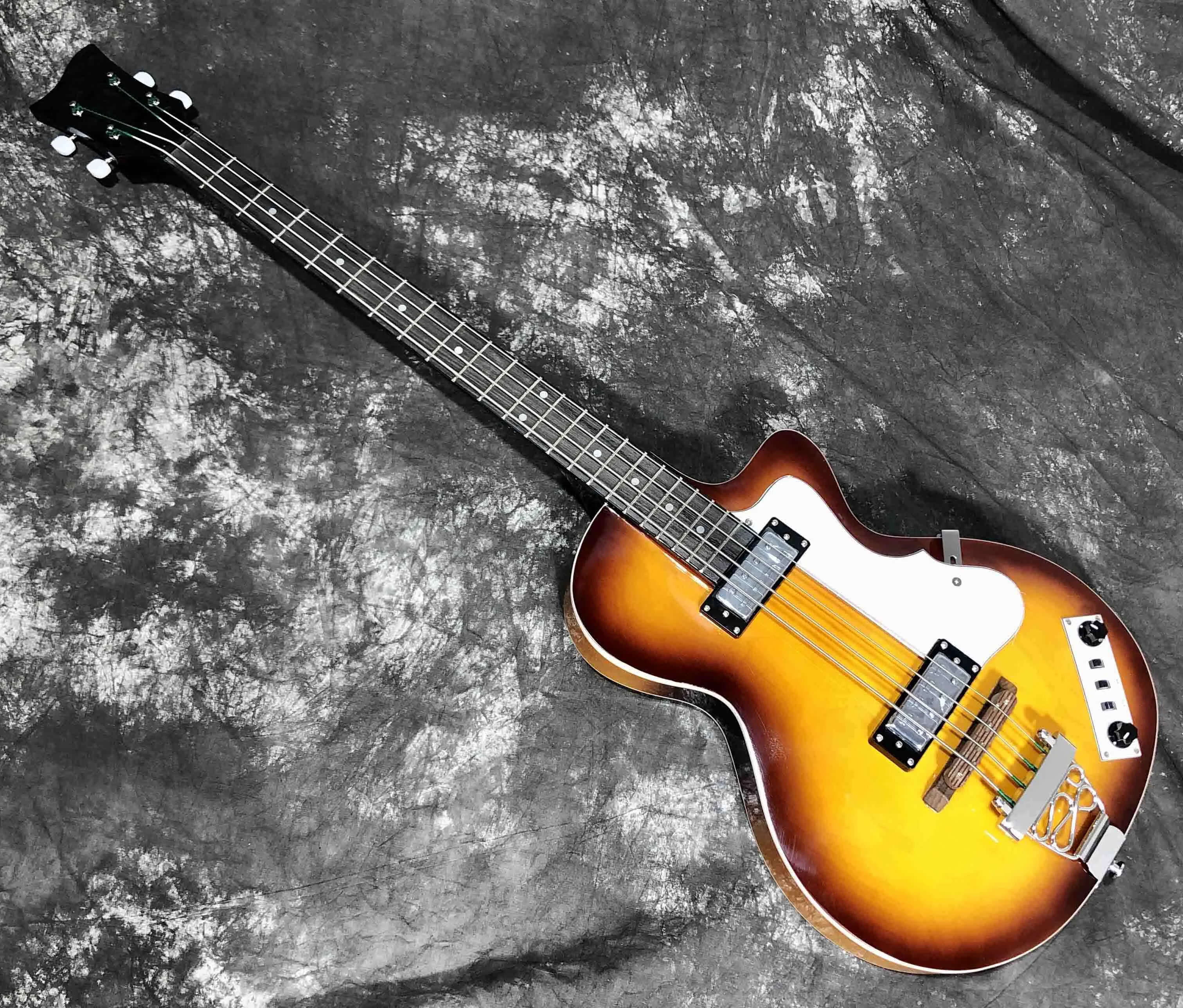 Custom Hof HCT 5002 Club Bass Violin 4 Strings Sunburst Electric | Спорт и развлечения