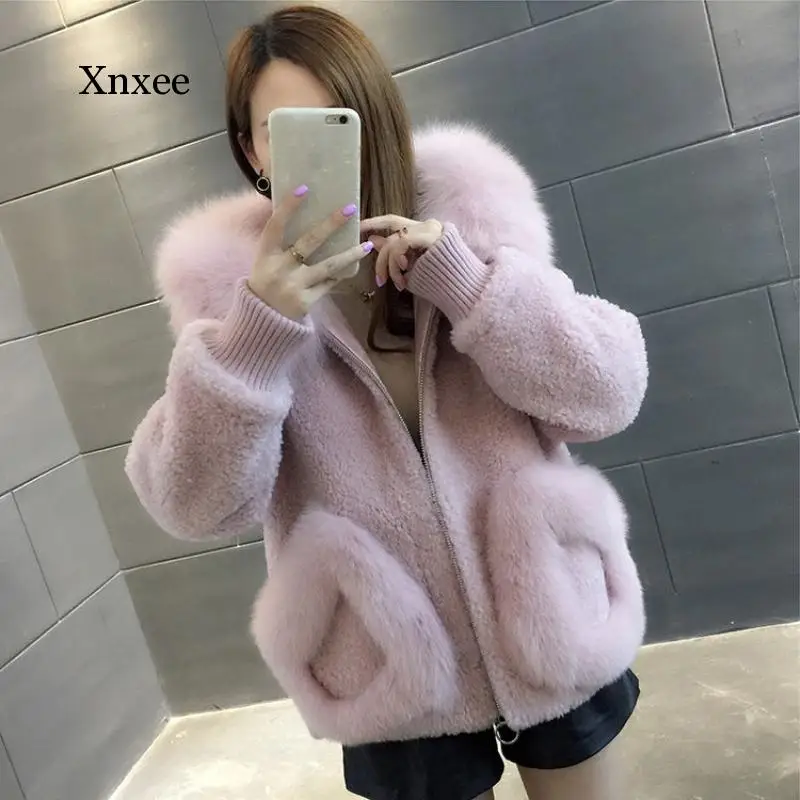 Winter Women Sheep Shearing Short Imitation Lamb Hair Furs Coat Loose Warm Faux Fox Fur Collar Hooded Fur Outerwear pink cute