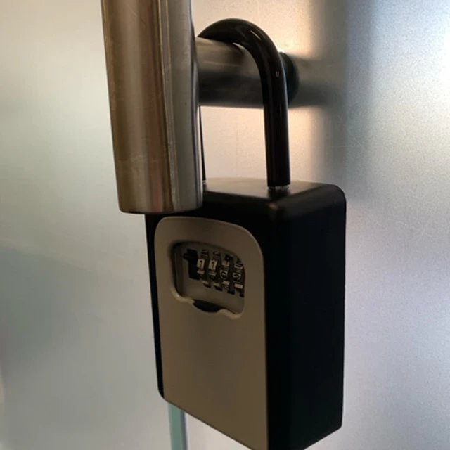 Key Lock Box Wall Mounted  Key Safe Box Weatherproof 4 Digit Combination Key Storage Lock Box Indoor 5