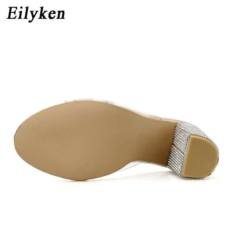Eilyken/Модные прозрачные Шлепанцы из ПВХ с открытым носком; женские летние уличные шлепанцы; кристаллические стразы квадратный высокий каблук; скидка; туфли-лодочки
