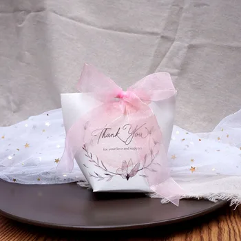 

100pcs lovely wedding favors Kraft paper box cardboard 6*6*10cm handmade white craft paper gift box packaging jewelry box