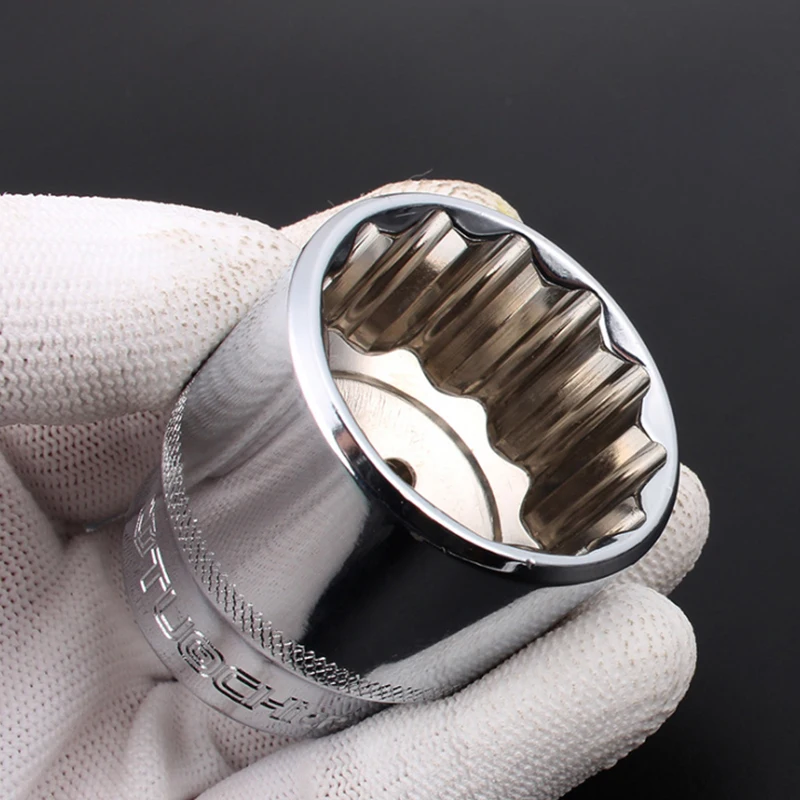 Jeu Clé à Cliquet Et Douilles 11-24mm 12 Pièces TOTAL | THT141121