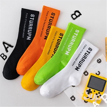 

Fashion Harajuku Streetwear Men woman Hip Hop Funny Socks Letter Crazy Creative Teen Socks White Black Cotton Skateboard Socks