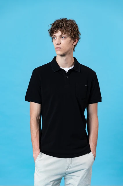 Breathable Polo shirt with chest pocket