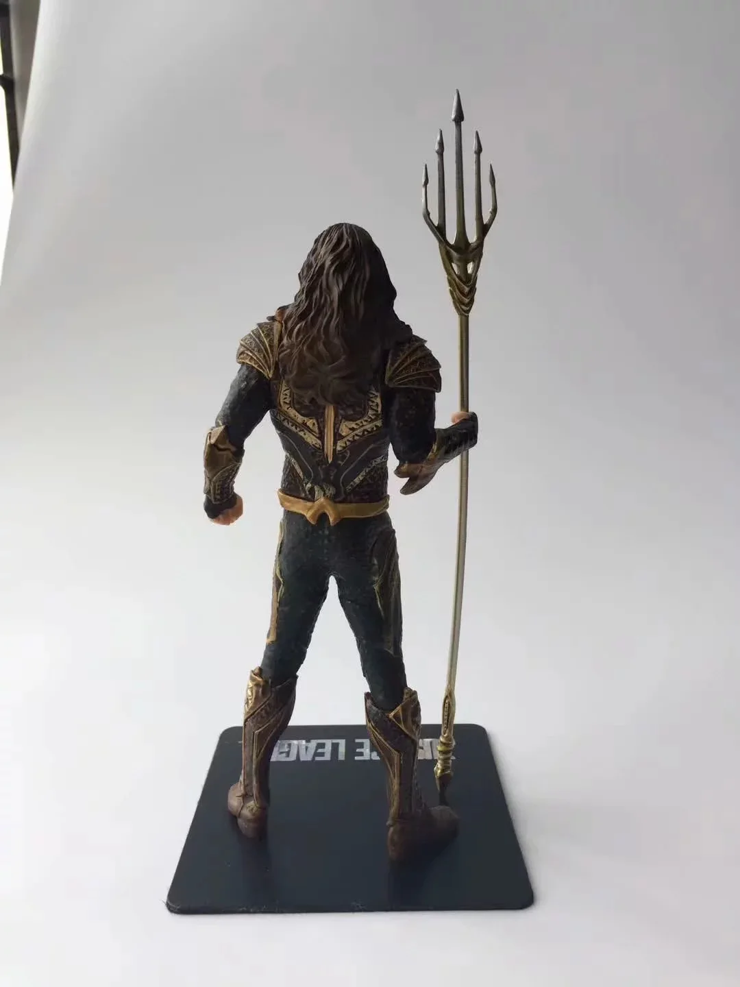 Лига Справедливости DC Cartoon Art Neptune Atlantis Trident модель в коробке Garage Kit
